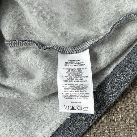 Calvin Klein Women’s Charcial Gray Cropped Sweatshirt Medium - Picture 7 of 7